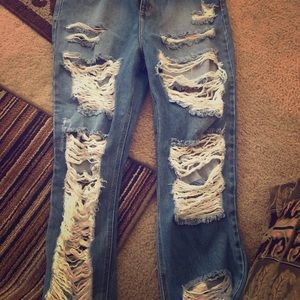FN Distressed Boyfriend Jeans